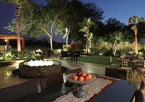 Đèn chiếu cây 10W - 220V ánh sáng  trắng vàng